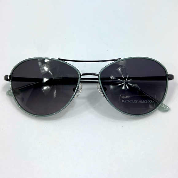 ⭐️BADGLEY MISCHKA💯 LADIES METAL FRAME W/SPARKLES IN FRONT, CAT STYLE SUNGLASSES - Picture 15 of 16